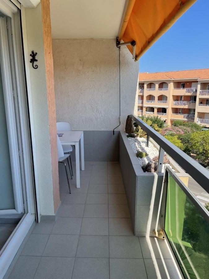 Bormes-Les-Mimosas - Appart 25M2 Avec Balcon - 4P Exteriér fotografie