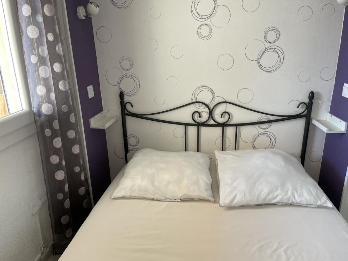 Bormes-Les-Mimosas - Appart 25M2 Avec Balcon - 4P Exteriér fotografie
